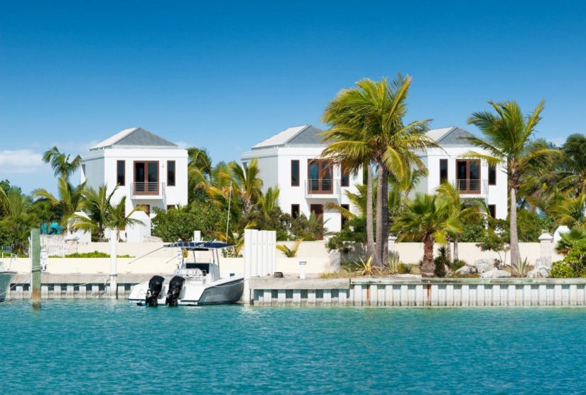 Enjoy these incredible winter vacation ideas overlooking the Caribbean Sea 