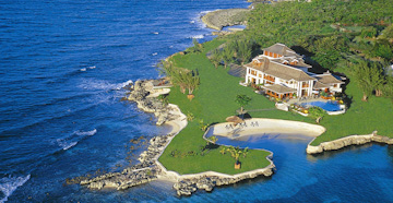 Fortland Point at Discovery bay is a beautiful Jamaica villa for rent.
