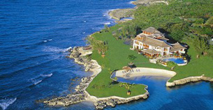 Fortland Point at Discovery bay is a beautiful Jamaica villa for rent.